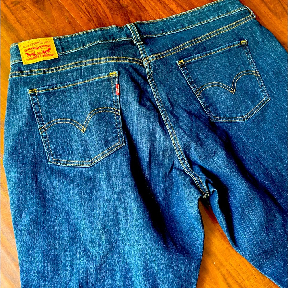 Levi’s Women’s Bootcut Jeans Size 20 NWOT